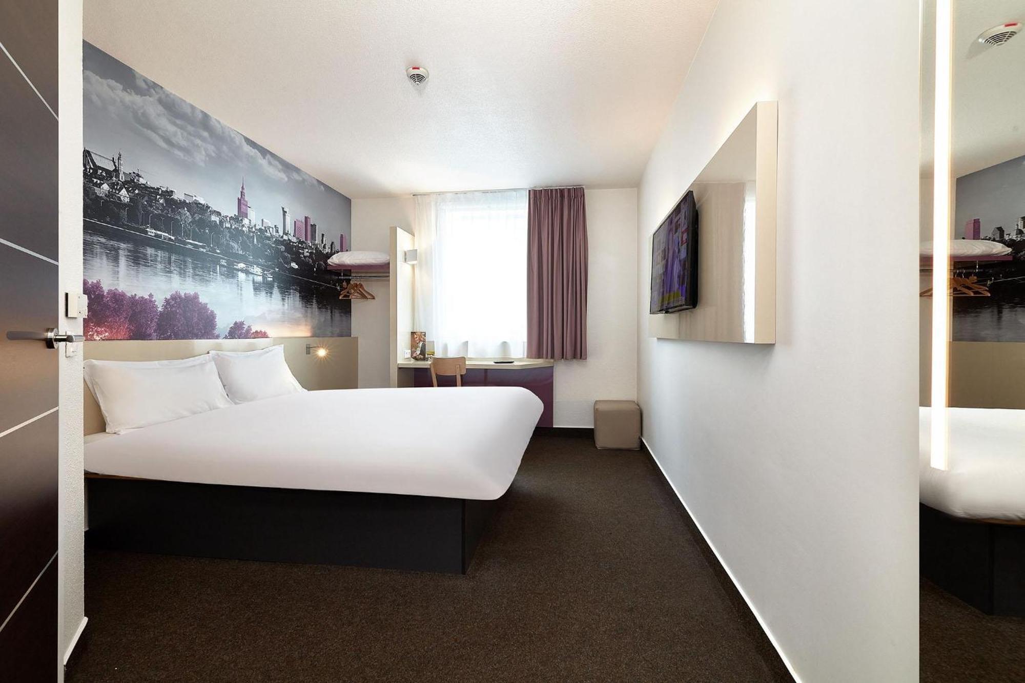 Hotel Warszawa-okecie