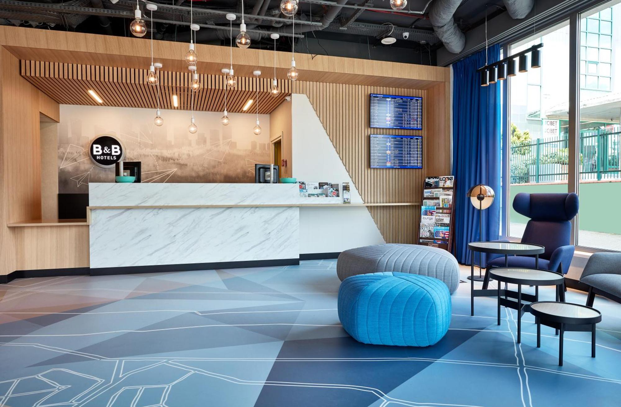 Hotel Warszawa-okecie 2*