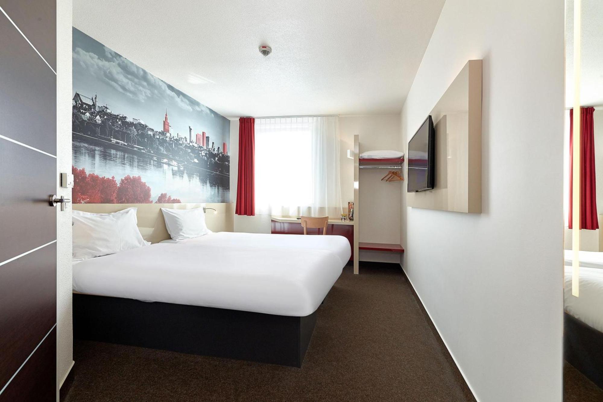 Warszawa-okecie Hotel 2*
