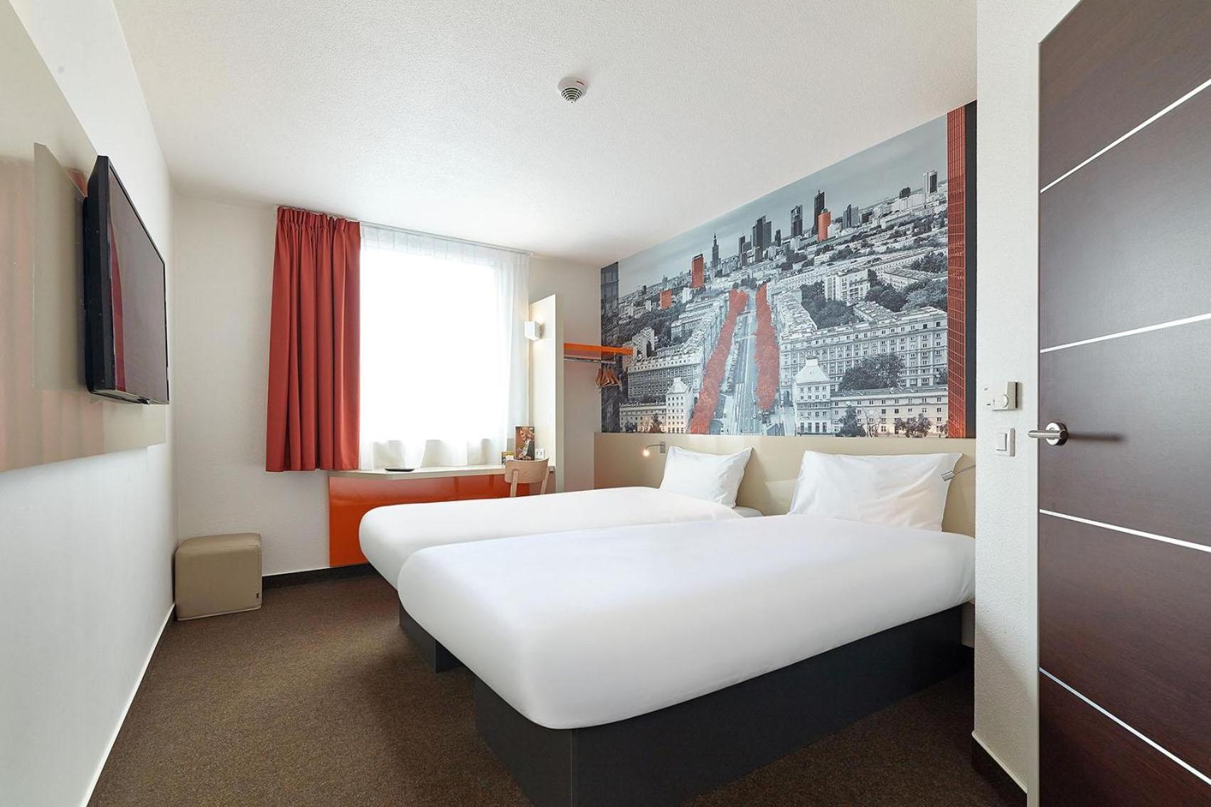 Hotel Warszawa-okecie Varsavia